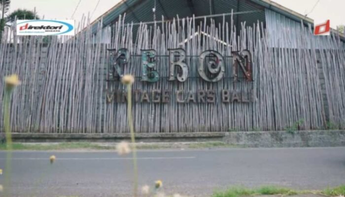 Kebon Vintage Cars Denpasar Bali, Melihat Koleksi Mobil Kuno