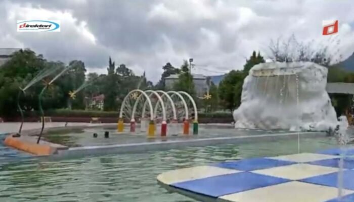 Nikmati Keelokan Taman Gunung Jempol Waterboom