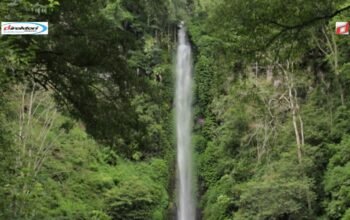 Coban Rais, Air Terjun yang Melawan dan Mempesona di Batu
