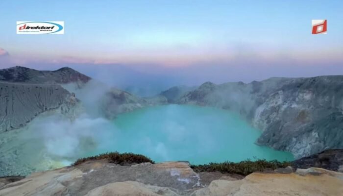 Menyaksikan Matahari Keluar