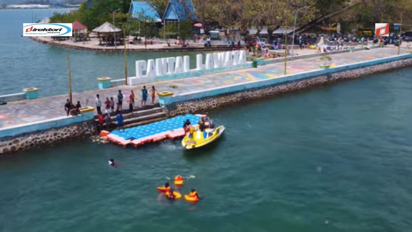 Pantai Lawata, Pantai Cantik dengan Spot Photo Kece di Bima