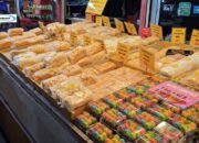 Chillva Market Phuket, Nikmati Kulineran Ciri khas Thailand dengan Mini Green Garden yang Asri