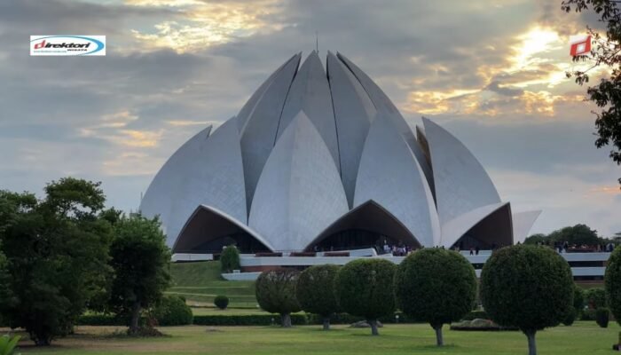 Lotus Temple: Pesona Spiritual di New Delhi