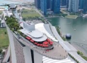 Marina Bay Sands SkyPark: Hotel dengan Keindahan Cakrawala Singapura