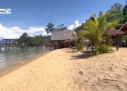 Danau Poso: Danau Unik Berpasir Rasa Pantai di Sulawesi Tengah