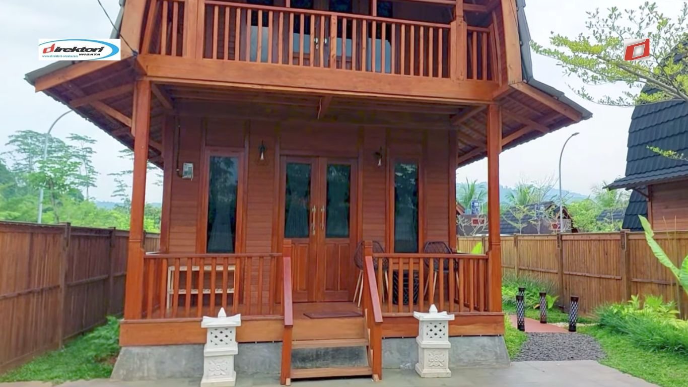 Villa Kayu Ubud Anyer: Vila Pribadi dengan Kolam Renang di Banten