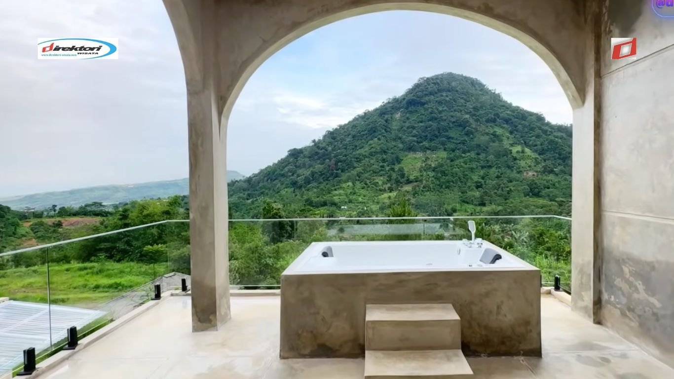 Greyhill Villa Sentul: Penginapan Suguhkan View Gunung Pancar di Bogor