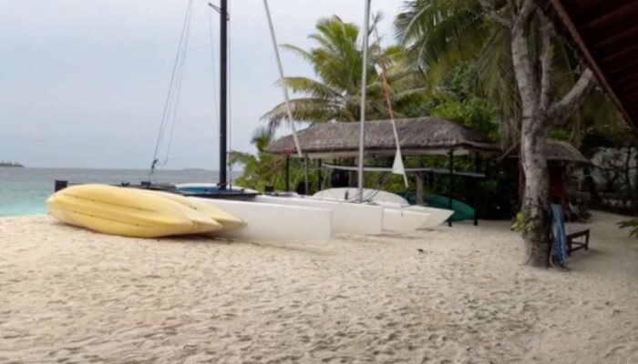 Aktivitas Wisata di Pantai Reethi