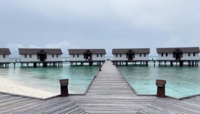 Keindahan Alam Pantai Reethi