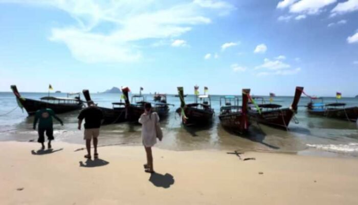Pantai Railay: Wisata Pantai Terindah di Thailand