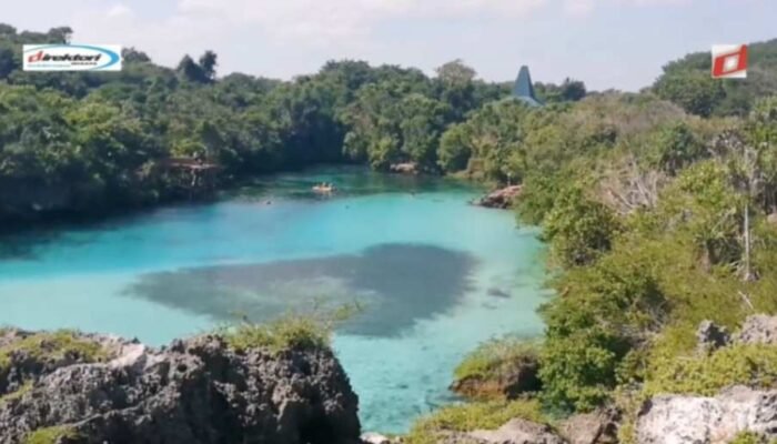 Danau Weekuri Sumba