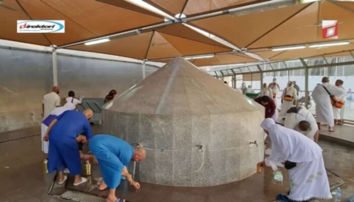 Keutamaan Air Zam Zam dalam Islam