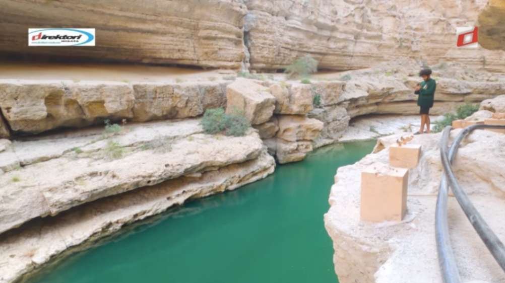 Jelajahi Keindahan Wisata Wadi Shab dan Wadi Bani Khalid di Oman