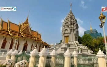 Menelusuri Keindahan Wet Preah Keo Morakot: Wisata Silver Pagoda di Kamboja