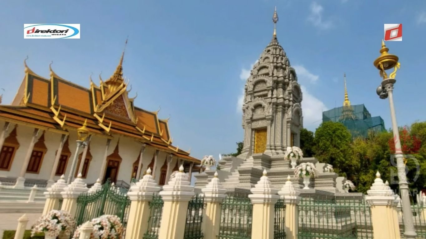 Menelusuri Keindahan Wet Preah Keo Morakot: Wisata Silver Pagoda di Kamboja