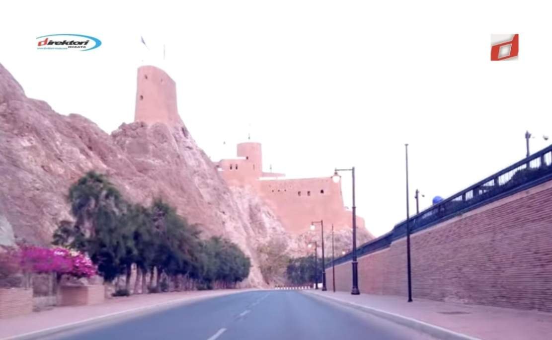 Benteng Al Mirani Muscat: Destinasi Wisata di Oman