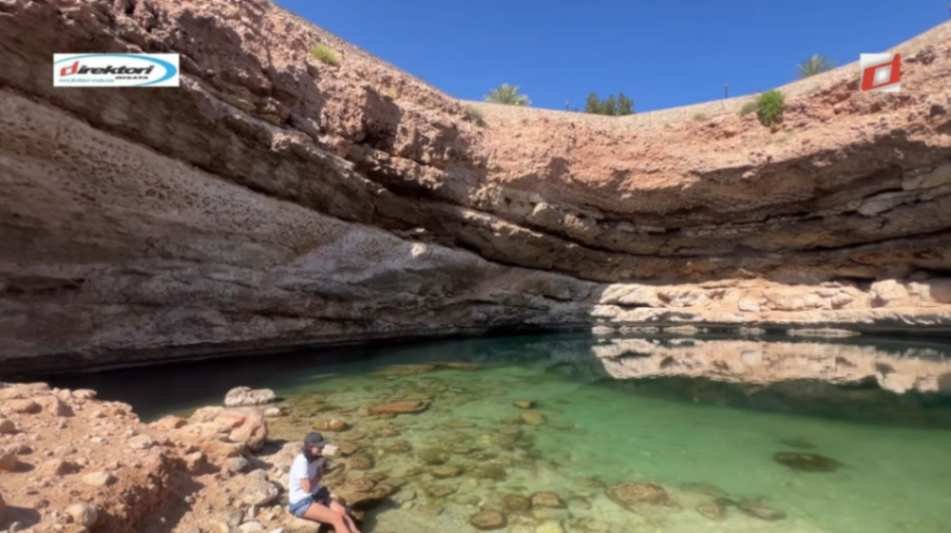 Bimmah Sinkhole: Destinasi Wisata Kolam di Taman Bintang Jatuh di Oman