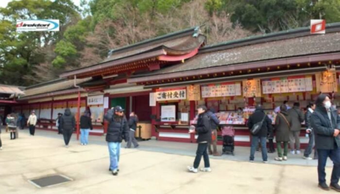 Etika dan Tata Krama di Kuil