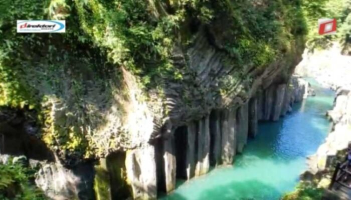 Legenda dan Mitos di Takachiho