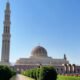 Masjid Agung Sultan Qaboos: Destinasi Wisata Religi di Oman