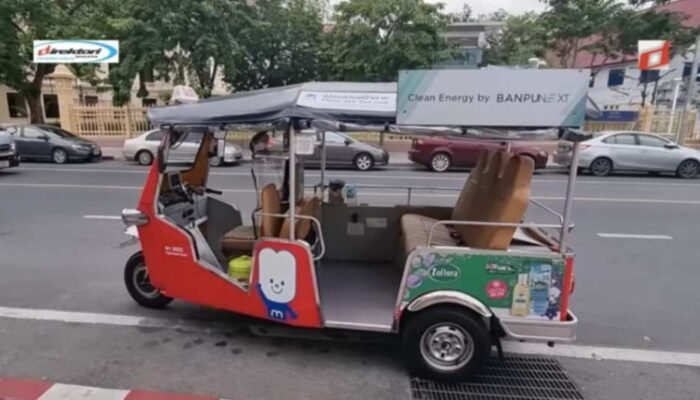 Menikmati Pesona Ayutthaya dengan Funky Froggy Tuk Tuk