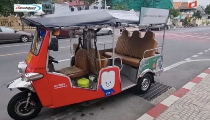 Naik Funky Froggy Tuk Tuk ke Tempat Wisata Teratas di Ayutthaya