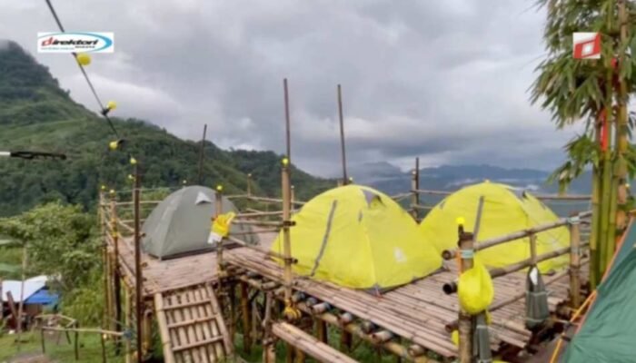 Keindahan Alam Kampung Atas Awan