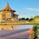 Kuching Waterfront: Destinasi Wisata Kawasan Pejalan yang Indah di Malaysia