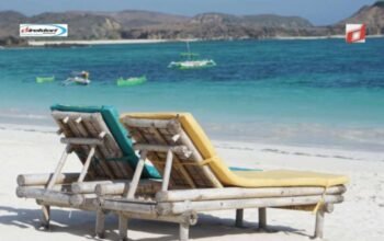 Pantai Tanjung Aan: Destinasi Wisata Pantai yang Eksotis Dekat Kuta Lombok