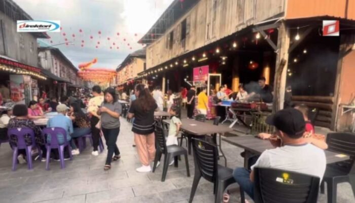 Pasar Malam dan Kehidupan Malam di Kuching