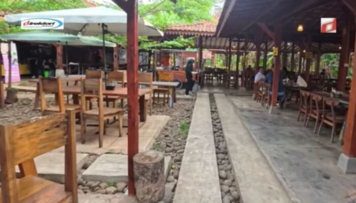 Pelayanan dan Staf Restoran