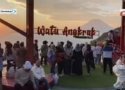 Sunrise Batu Angkruk Dieng: Negeri di Atas Awan yang Wajib Kamu Kunjungi