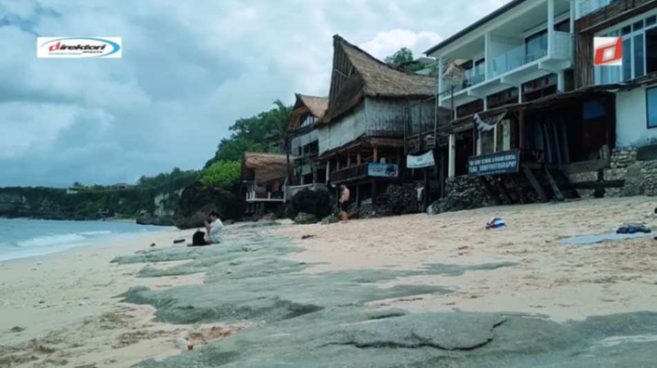 Pantai Bingin Bali: Destinasi Wisata Bahari Favorit untuk Surfing dan Snorkeling